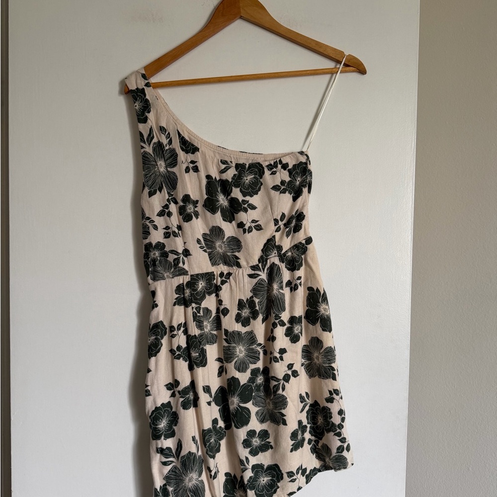 NWT Abercrombie & Fitch Cream/Green Floral Linen Blend One Shoulder Mini Dress - Picture 5 of 9